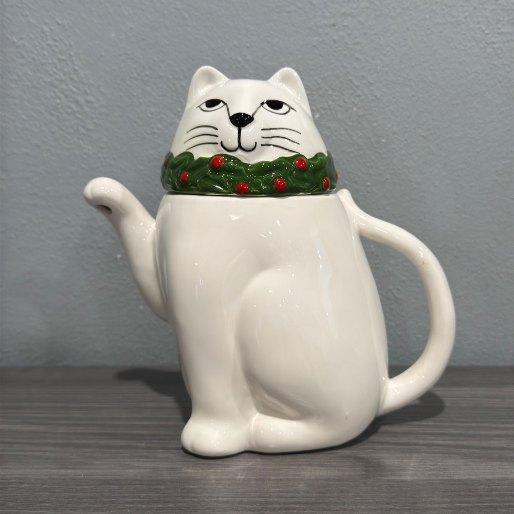 Vintage Cat Teapot Japan Ceramic White Holly Christmas w/ Box AMC T-7428 8 Inch